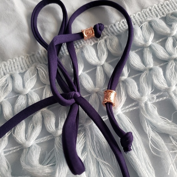 Navy blue bikini with gold hardware size xs - Picture 5 of 7